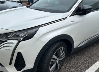 Peugeot 3008 Hybrid 225 e-EAT8 Allure