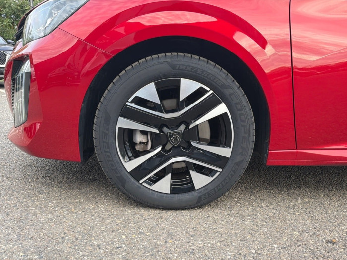Peugeot 208 PureTech 100 S&S BVM6 Allure