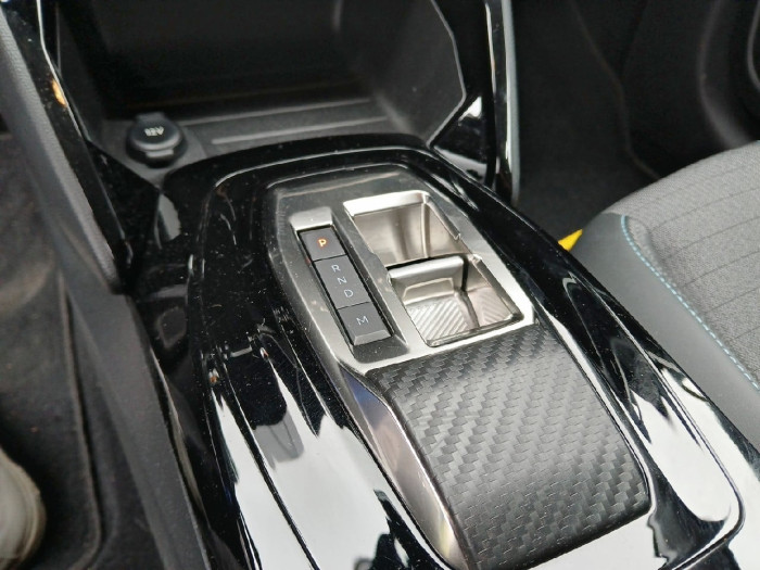 Peugeot 208 PureTech 100 S&S EAT8 Allure Pack