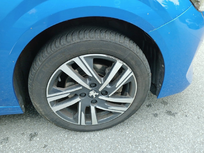 Peugeot 208 PureTech 100 S&S EAT8 Allure Pack