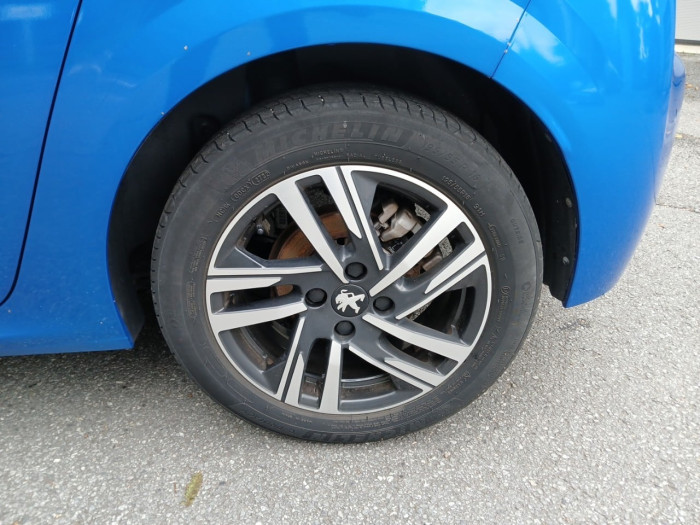 Peugeot 208 PureTech 100 S&S EAT8 Allure Pack