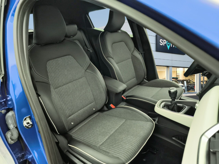 Renault CLIO V TCe 90 - 21N Intens