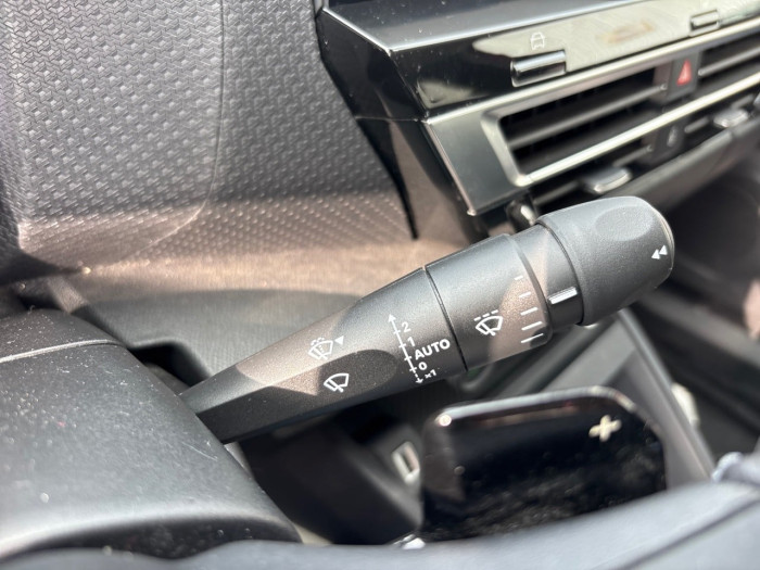 Citroën C4 BlueHDi 130 S&S EAT8 Shine
