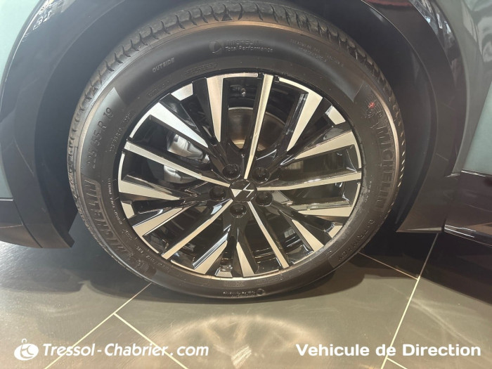 DS N°7 Hybride 145 Etoile