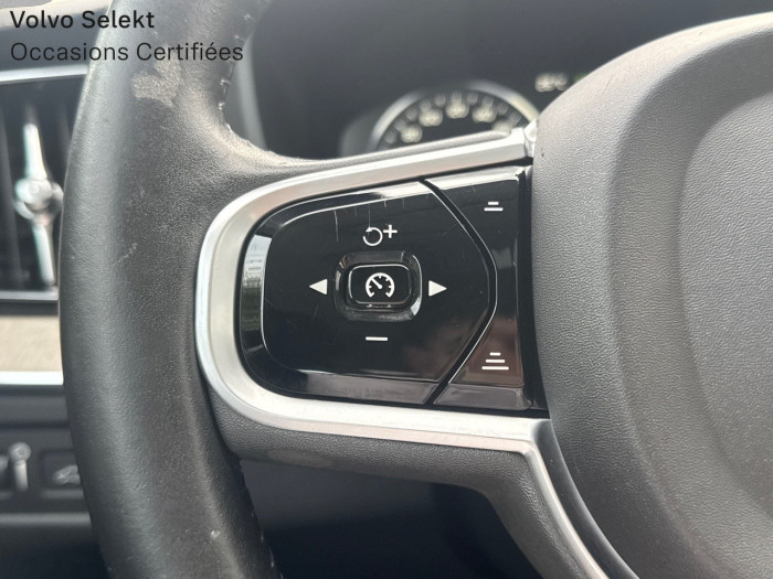 Volvo XC60 T8 Recharge AWD 303 ch + 87 ch Geartronic 8 Inscription