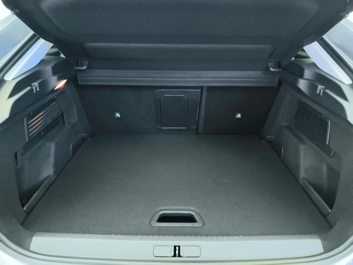Citroën C4 BlueHDi 130 S&S EAT8 Shine