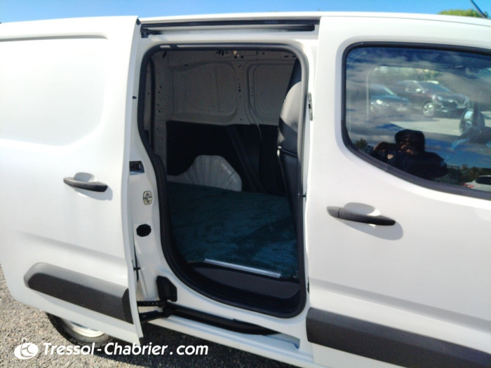 Peugeot PARTNER FOURGON STANDARD 1000 KG BLUEHDI 100 S&S BVM5 PRO