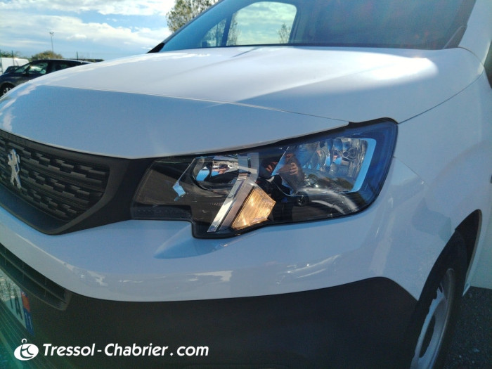 Peugeot PARTNER FOURGON STANDARD 1000 KG BLUEHDI 100 S&S BVM5 PRO