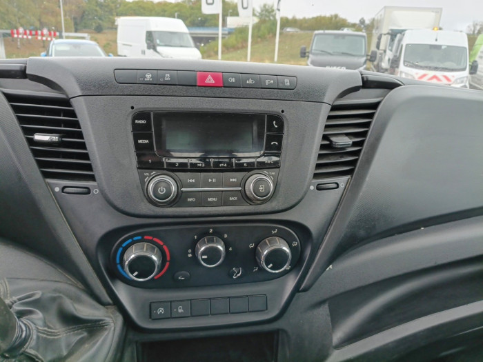 IVECO Daily CCb 35C12 Empattement 3750