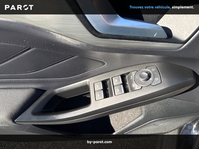 Ford Focus 1.0 Flexifuel 125 S&S mHEV Titanium X Business