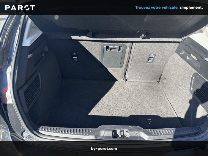 Ford Focus 1.0 Flexifuel 125 S&S mHEV Titanium X Business