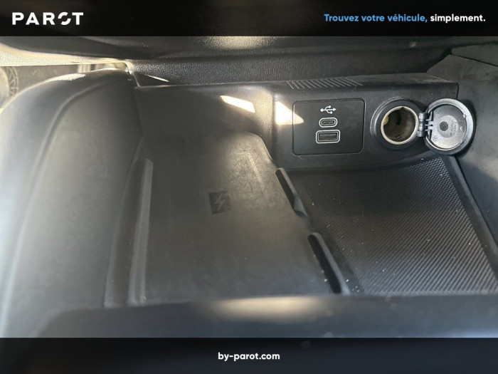 Ford Focus 1.0 Flexifuel 125 S&S mHEV Titanium X Business