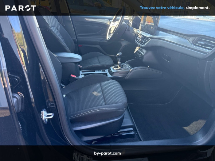 Ford Focus 1.0 Flexifuel 125 S&S mHEV Titanium X Business