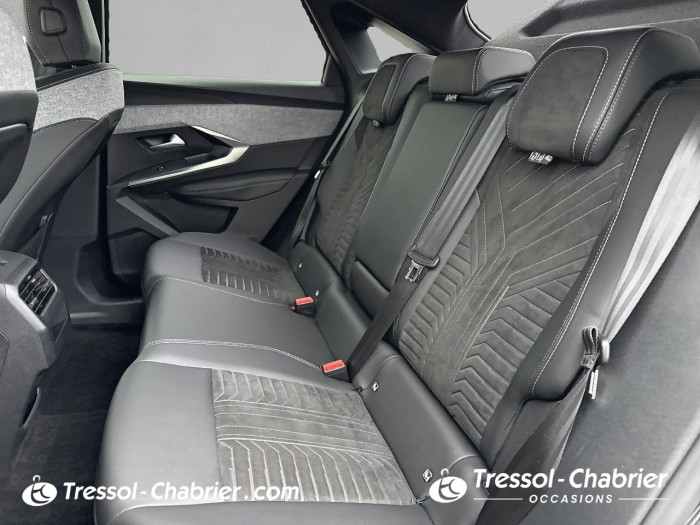 Peugeot 3008 Hybrid 136 e-DCS6 GT