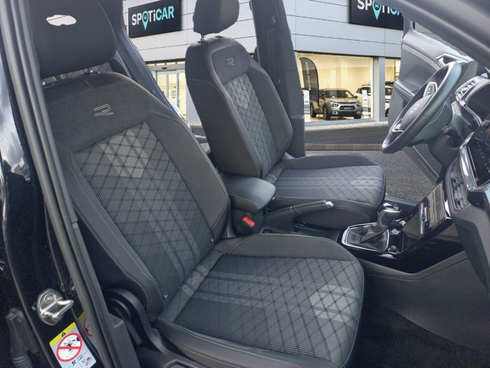 Volkswagen T-CROSS Nouveau 1.0 TSI 116 Start/Stop DSG7 R-Line Edition