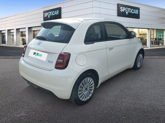 Fiat 500e BERLINE MY22 SERIE 1 STEP 2 500 e 95 ch Action