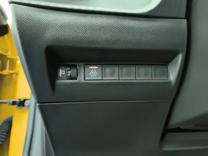 Peugeot 208 PureTech 75 S&S BVM5 Like