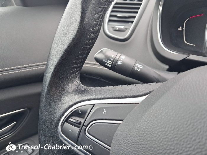 Renault SCENIC IV dCi 110 Energy EDC Intens