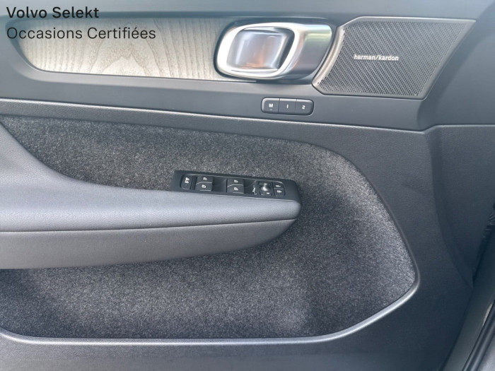 Volvo XC40 B3 163 ch DCT7 Lounge Edition