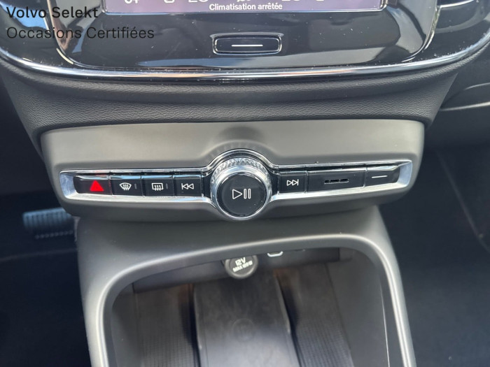 Volvo XC40 B3 163 ch DCT7 Lounge Edition