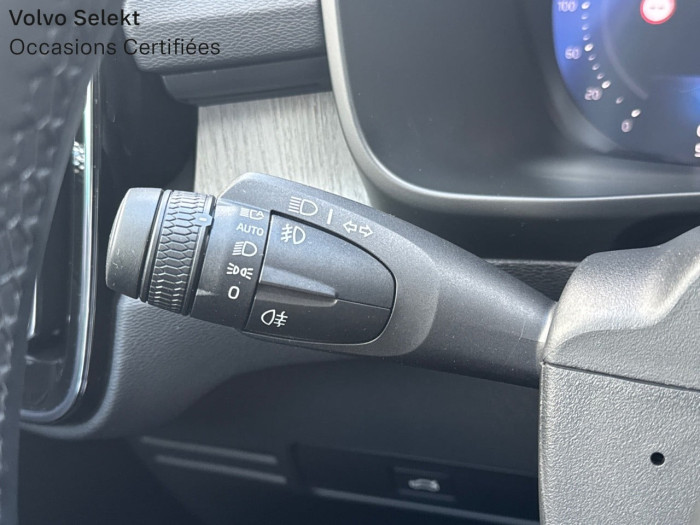 Volvo XC40 B3 163 ch DCT7 Lounge Edition