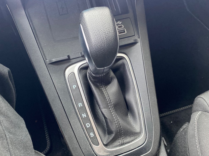 Ford PUMA Nouveau 1.0 EcoBoost 125 ch mHEV S&S Powershift Titanium Business