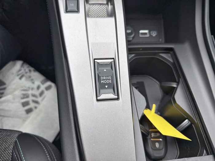 Peugeot 408 PureTech 130 ch S&S EAT8 Allure Pack