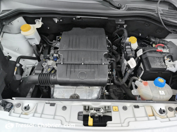 Fiat FIORINO TOLE 1.4 i.e. 77 PACK MP3 CLIM
