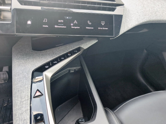 Peugeot 3008 ELECTRIQUE Nouveau 210 ch 73 kWh Allure