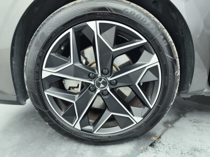 DS DS 4 Hybride E-Tense 225 EAT8 Cross Rivoli