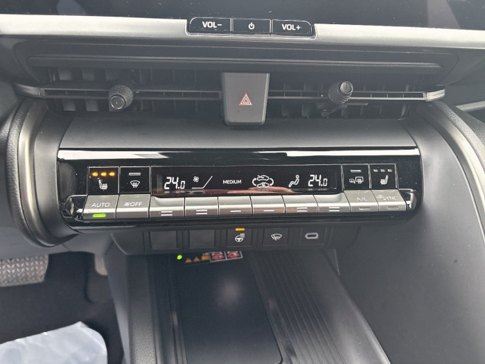 Toyota C-HR Nouveau Hybride Rechargeable 225 Design