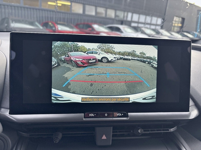 Toyota C-HR Nouveau Hybride Rechargeable 225 Design