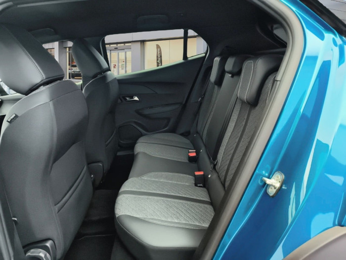 Peugeot 2008 Hybrid 136 e-DCS6 Allure