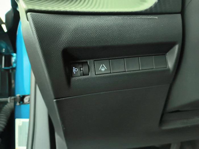 Peugeot 2008 Hybrid 136 e-DCS6 Allure