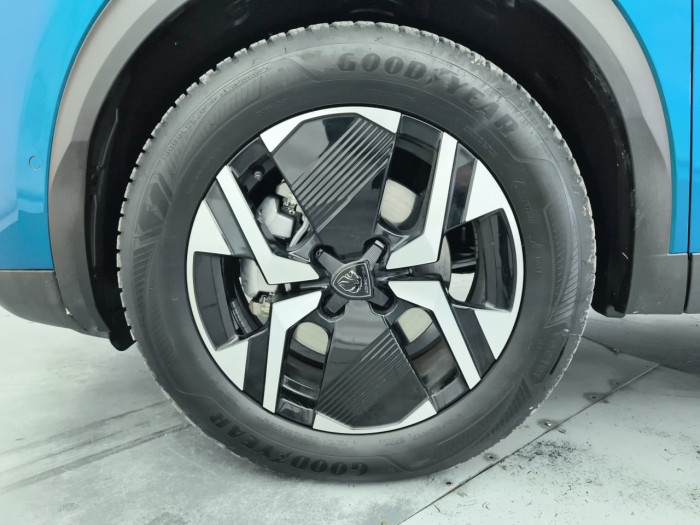 Peugeot 2008 Hybrid 136 e-DCS6 Allure