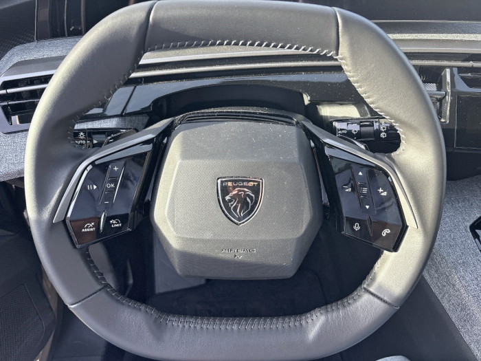 Peugeot 5008 Hybrid 136 e-DCS6 Allure