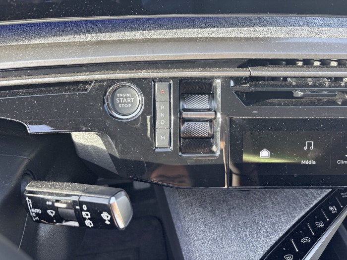 Peugeot 5008 Hybrid 136 e-DCS6 Allure
