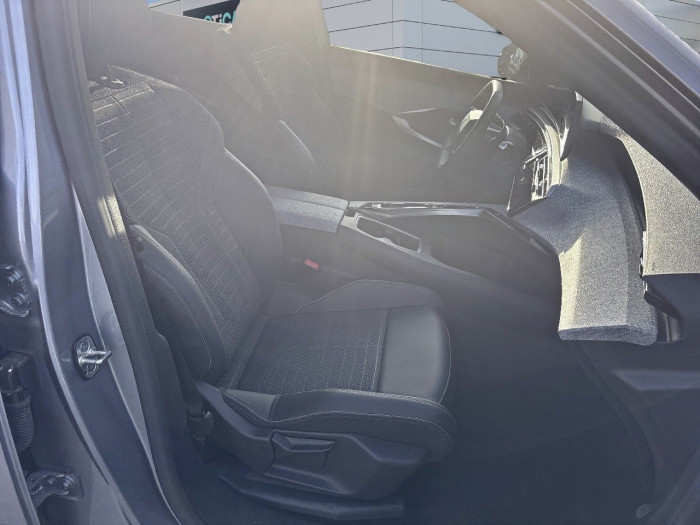Peugeot 5008 Hybrid 136 e-DCS6 Allure