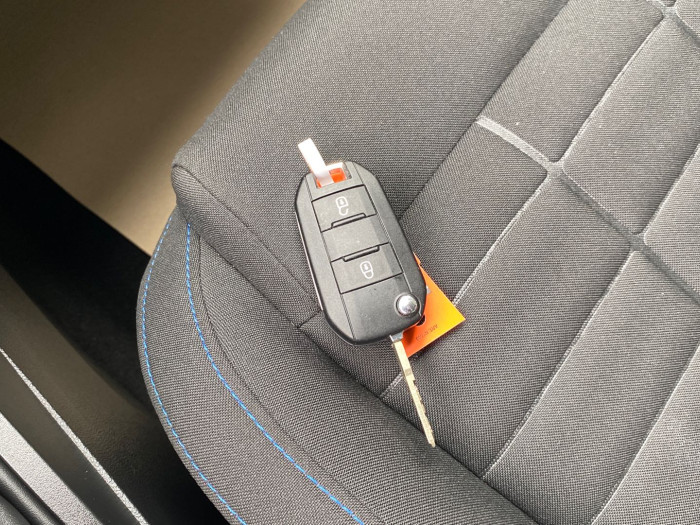 Citroën C3 Nouvelle Turbo 100 ch Manuelle Plus