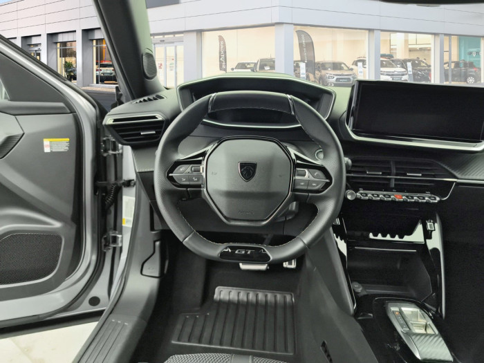 Peugeot 2008 ELECTRIQUE 156 ch 54 kWh GT