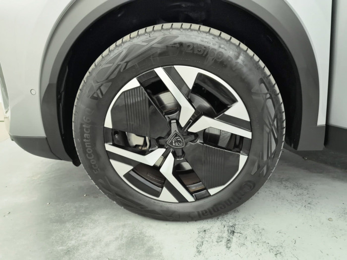 Peugeot 2008 ELECTRIQUE 156 ch 54 kWh GT