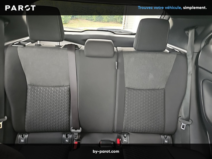 Toyota YARIS CROSS HYBRIDE 130h 2WD Design