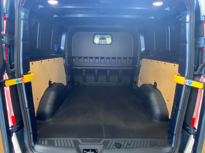 Ford TRANSIT CUSTOM CABINE APPROFONDIE CA 320 L2H1 2.0 ECOBLUE 170 ACTIVE