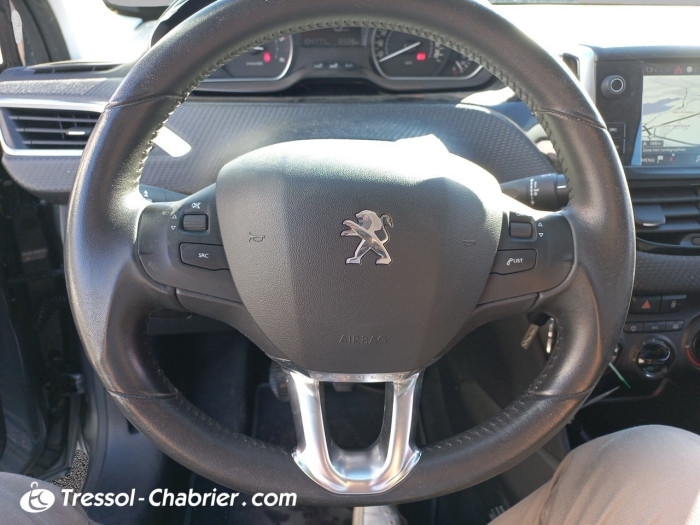 Peugeot 208 1.6 BlueHDi 100ch BVM5 Style
