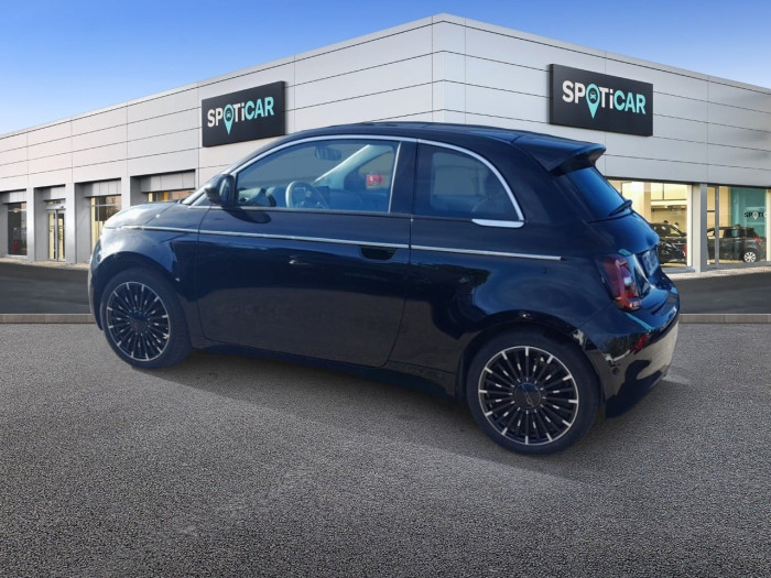 Fiat 500e BERLINE 500 e 95 ch La Prima