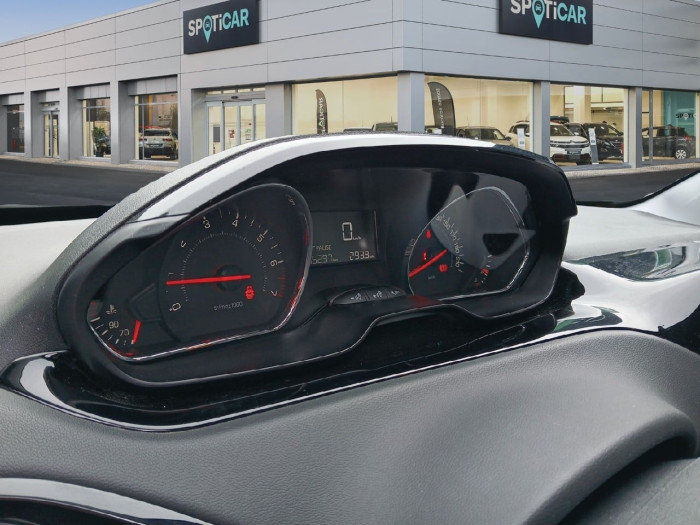 Peugeot 208 1.2 VTi 82ch BVM5 Urban Soul