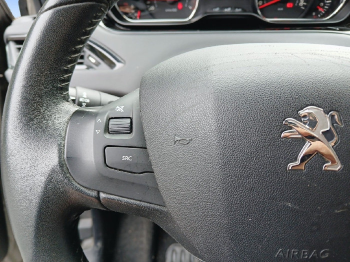 Peugeot 208 1.2 VTi 82ch BVM5 Urban Soul