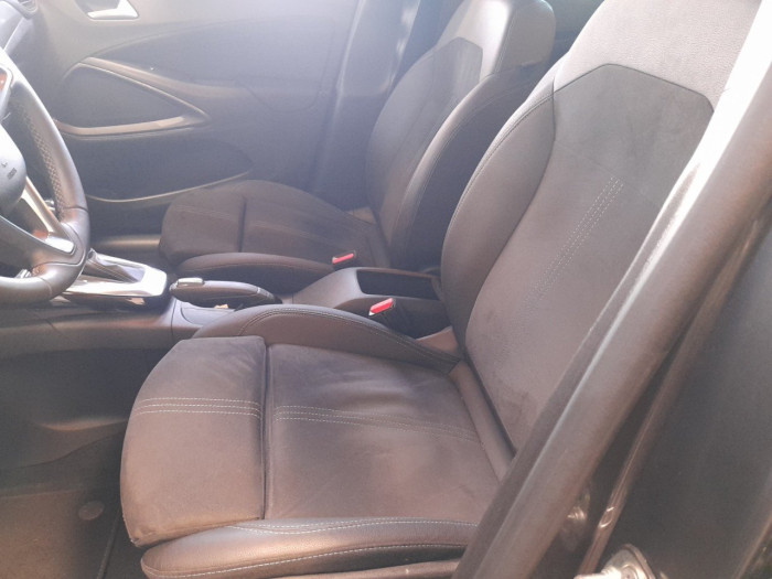 Opel Crossland 1.2 Turbo 130 ch BVA6 GS