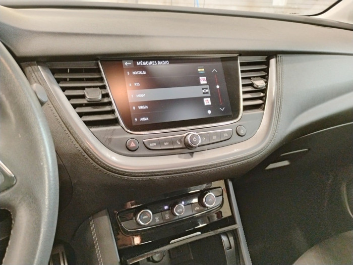 Opel GRANDLAND X BUSINESS Hybrid 225 ch BVA8 Elegance Business
