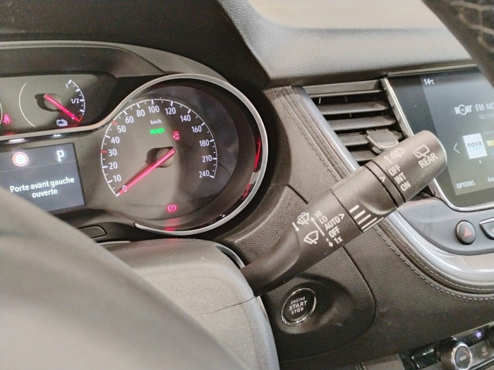 Opel GRANDLAND X BUSINESS Hybrid 225 ch BVA8 Elegance Business